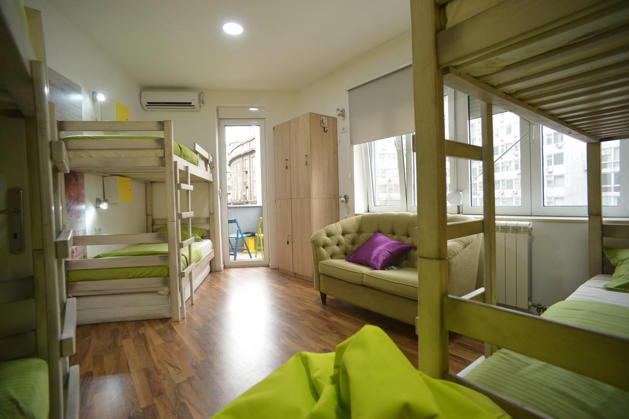 Stella Di Notte Hostel เบลเกรด ภายนอก รูปภาพ