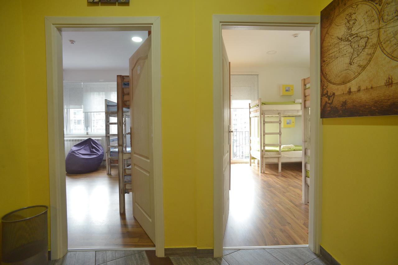 Stella Di Notte Hostel เบลเกรด ภายนอก รูปภาพ